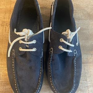 Boden navy boat shoes